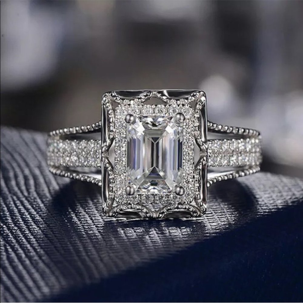 New S 925 white halo diamonds sparkly ring #89